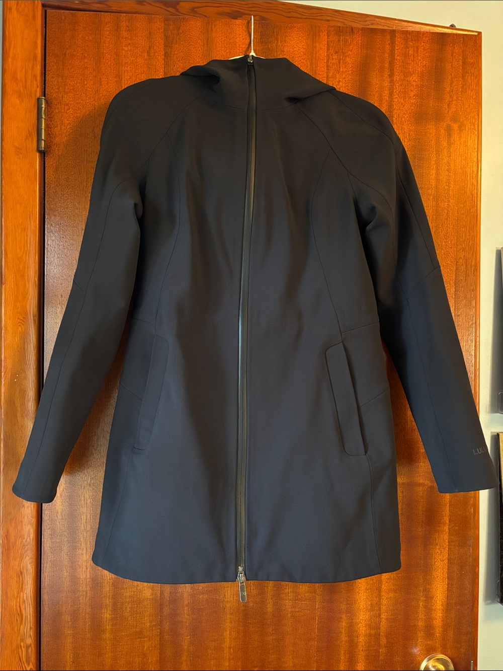 Lululemon RepelShell Rain Jacket - Picture 3 of 12